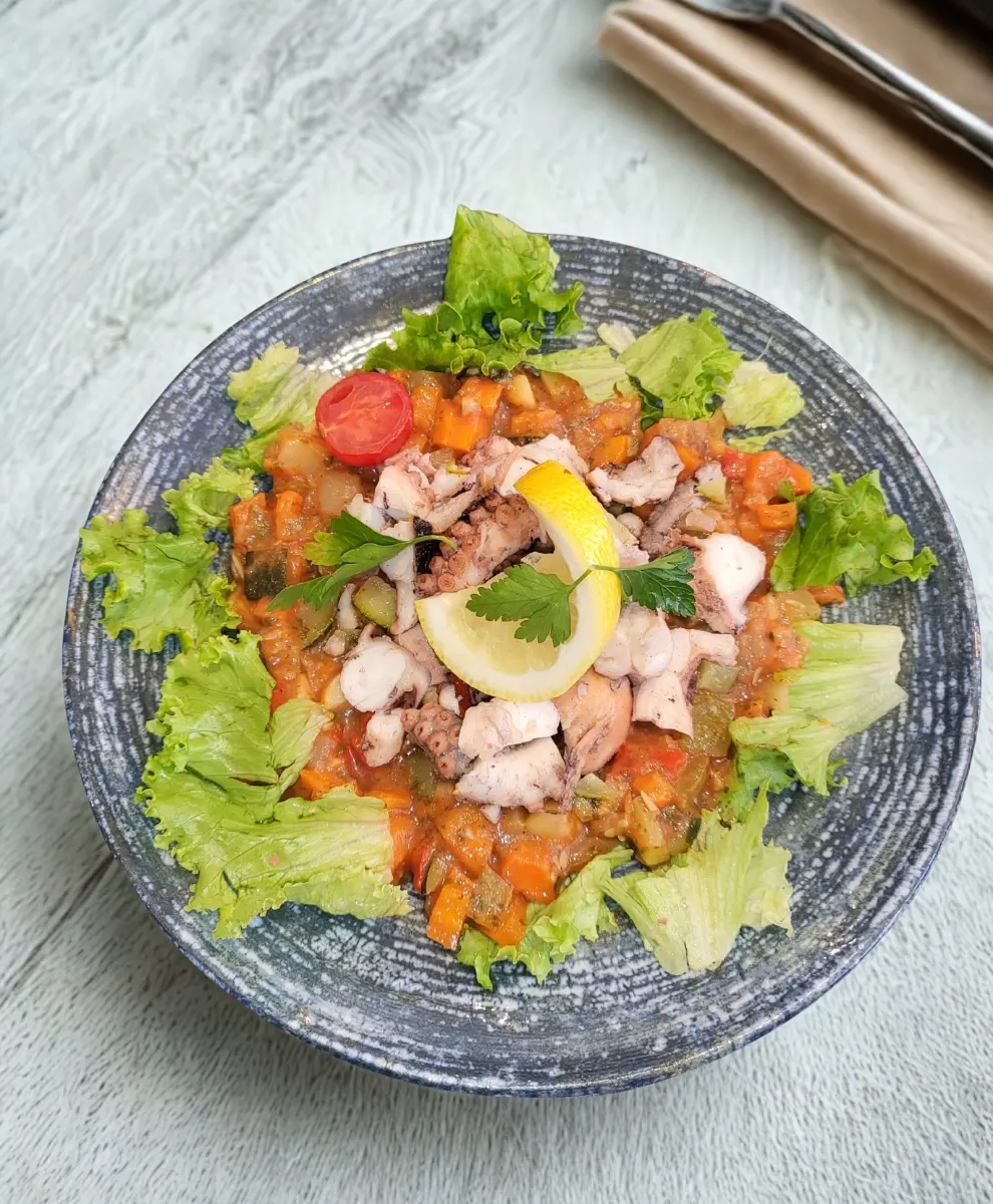 Plat poulpe salade restaurant Le Villaroy
