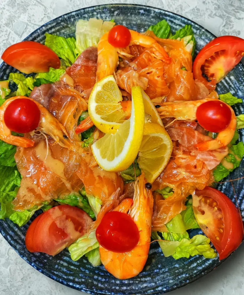 plat salade crevette restaurant Le Villaroy